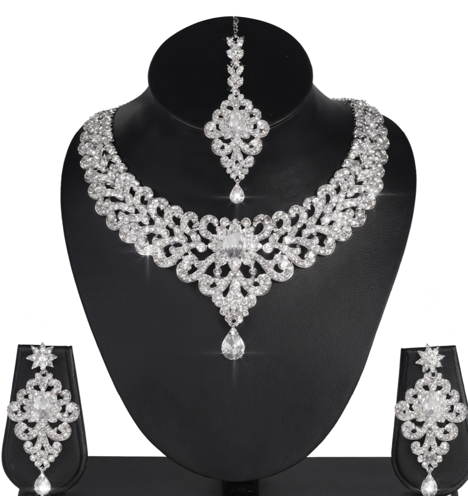 Majestic Symphony Diamond Necklace Set