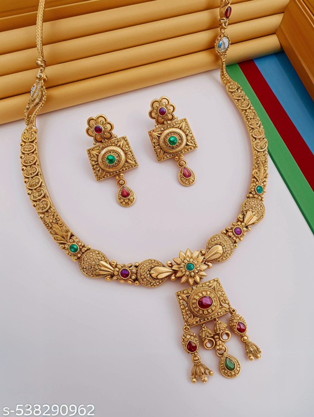 Royal Square Bloom Necklace Set