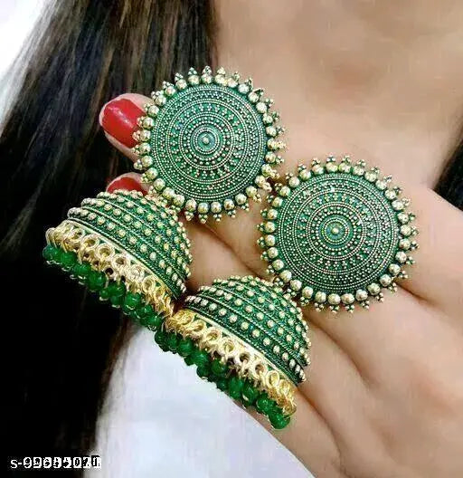 Traditional Green Kundan Jhumka Earrings