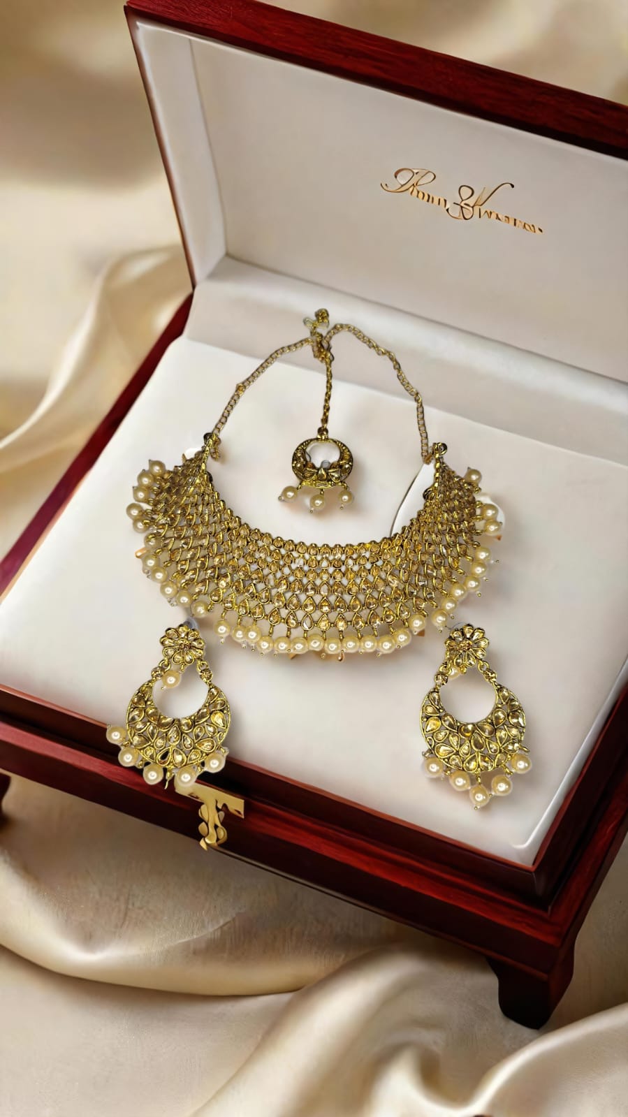 Royal Kundan Bridal Jewelry Set with Pearl Drops
